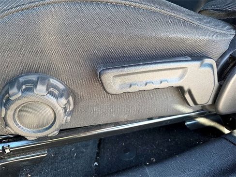 Used 2021 Jeep Wrangler Unlimited Sport image 17