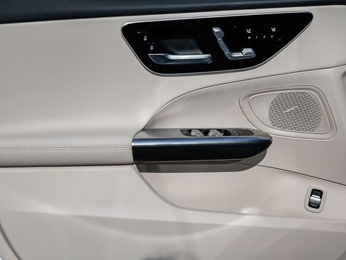 New 2026 Mercedes-Benz C 300 Sedan image 21