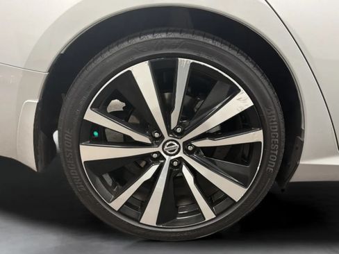 Used 2022 Nissan Altima 2.5 SR FWD image 25