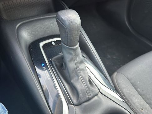 Used 2023 Toyota Corolla LE image 19