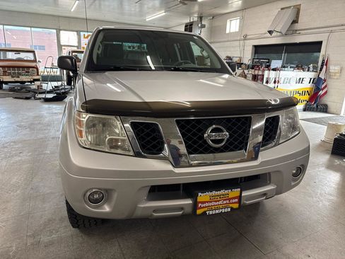 Used 2012 Nissan Frontier SV AWD/4WD image 66