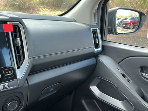 New 2026 Nissan Frontier SV w/ SV Convenience Package AWD/4WD image 20