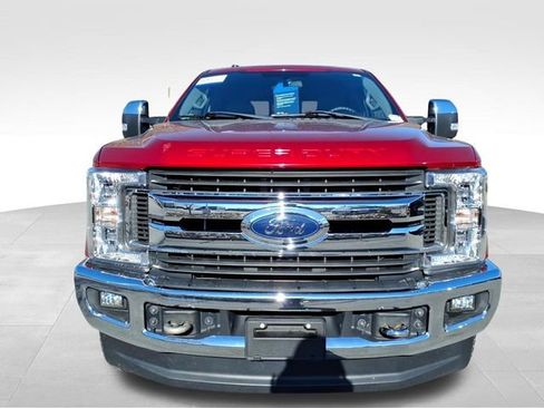 Certified 2018 Ford F250 XLT w/ XLT Premium Package image 12