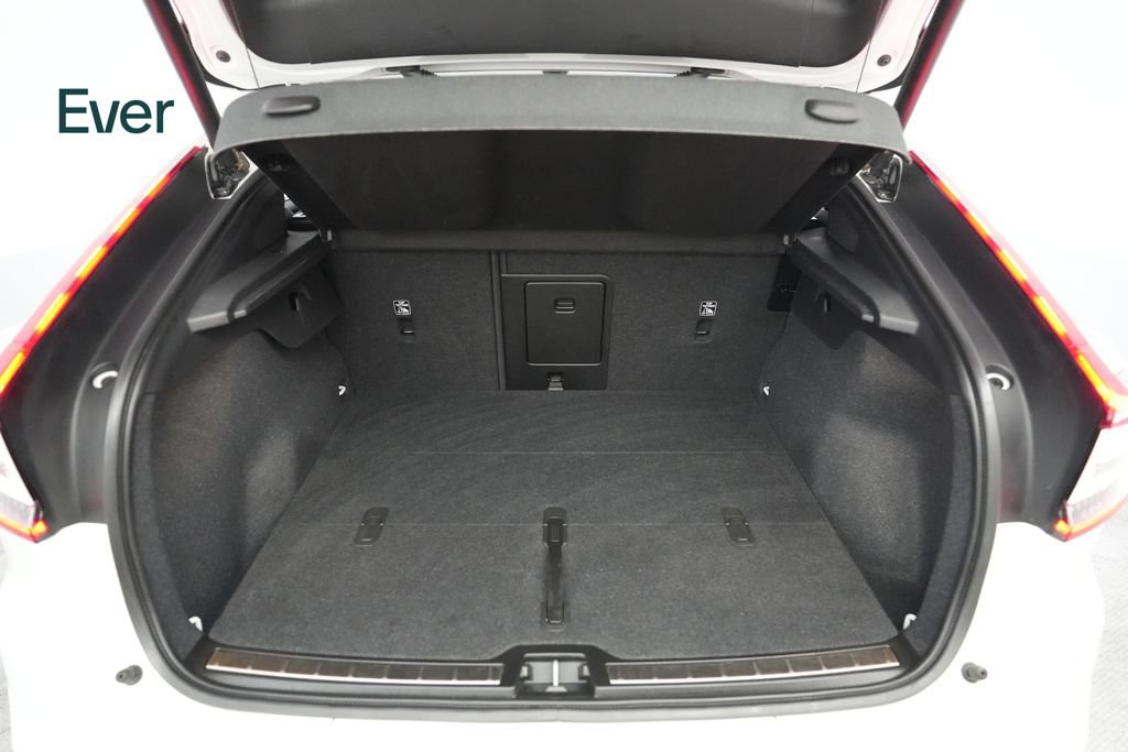 Used 2023 Volvo C40 P8 Recharge Plus AWD/4WD image 8