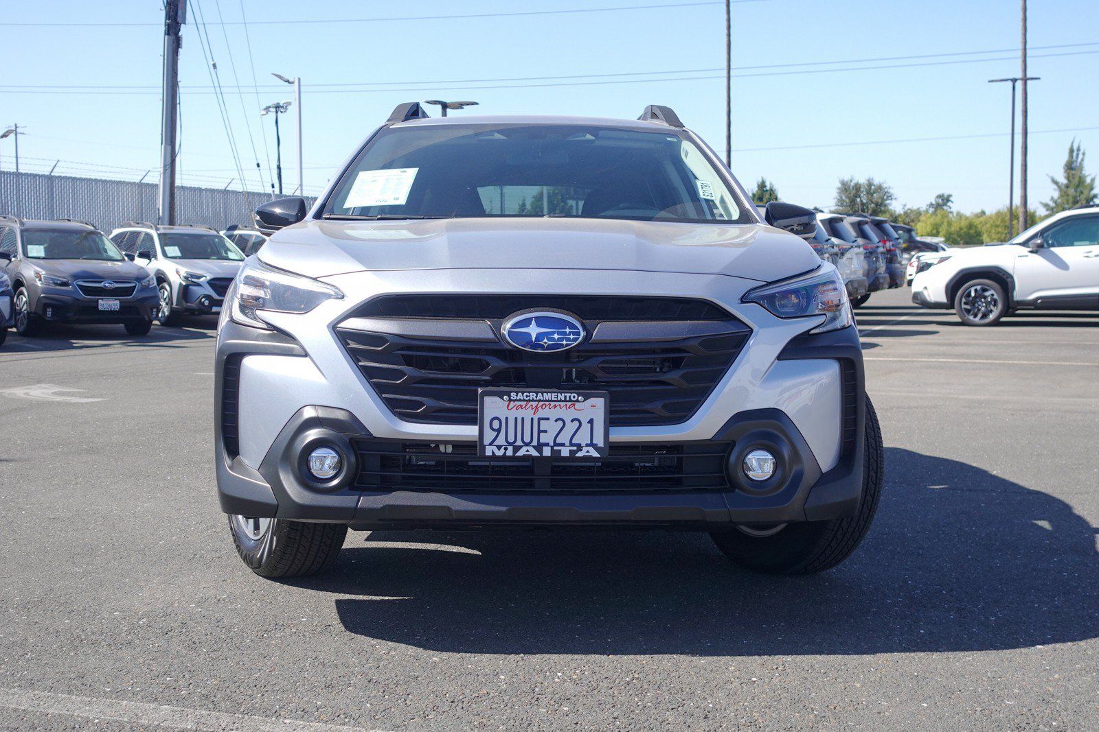 Certified 2025 Subaru Outback Premium AWD/4WD image 3