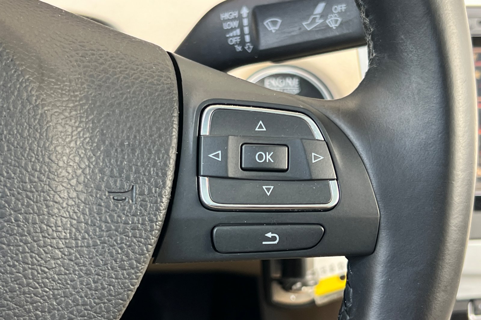 Used 2010 Volkswagen CC Luxury FWD image 26