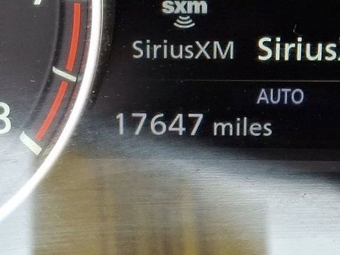 Used 2021 Nissan Rogue S image 19