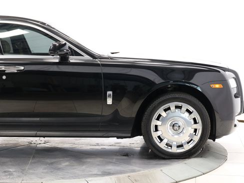 Used 2013 Rolls-Royce Ghost RWD image 93