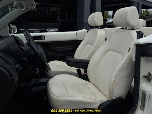 Used 2007 Volkswagen Beetle Triple White Edition FWD image 13