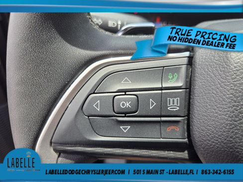 Used 2024 Jeep Grand Cherokee L Altitude RWD image 21