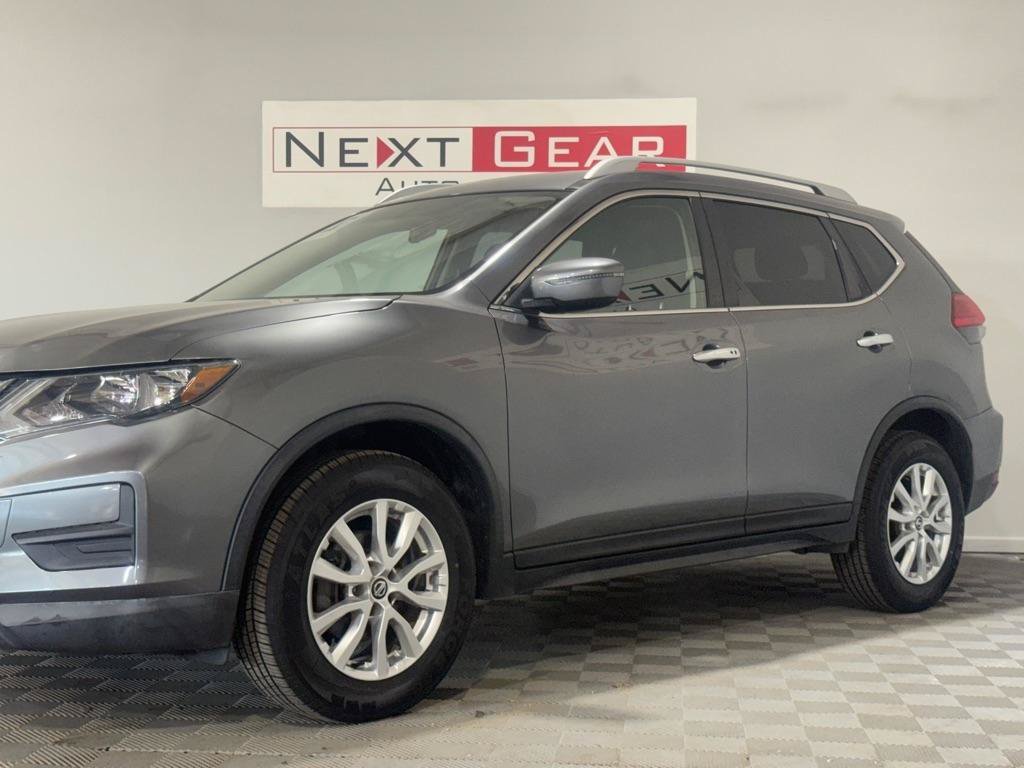 Used 2017 Nissan Rogue SV AWD/4WD image 3