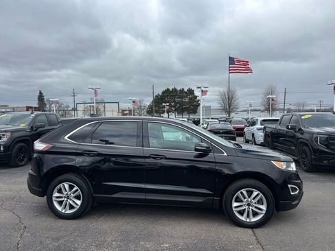 Used 2018 Ford Edge SEL w/ Equipment Group 201A image 4