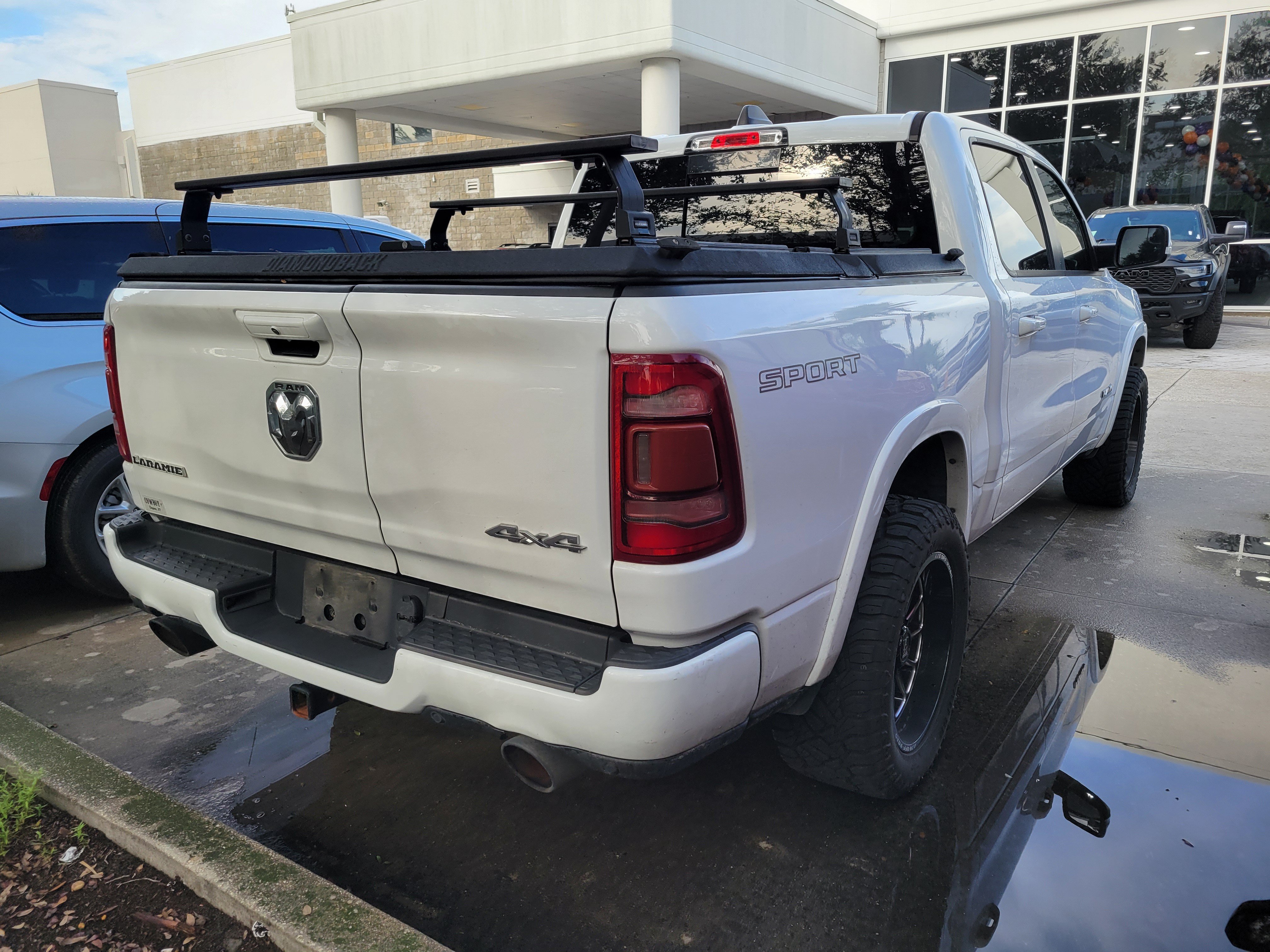 Used 2020 RAM 1500 Laramie w/ Sport Appearance Package AWD/4WD image 3