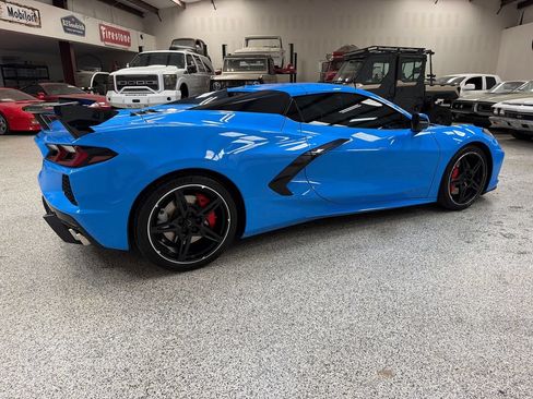 Used 2023 Chevrolet Corvette Stingray Premium Conv w/ Z51 Performance Package RWD image 8
