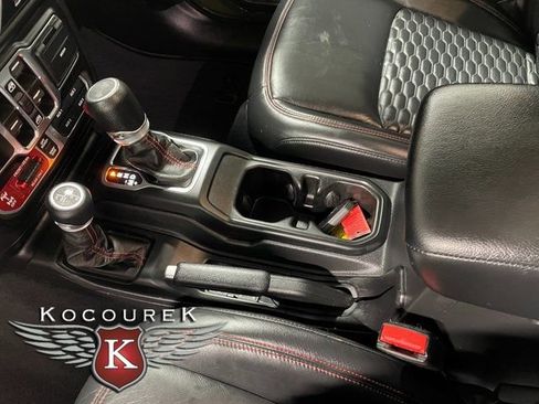 Used 2023 Jeep Wrangler Unlimited Rubicon w/ Steel Bumper Group AWD/4WD image 17
