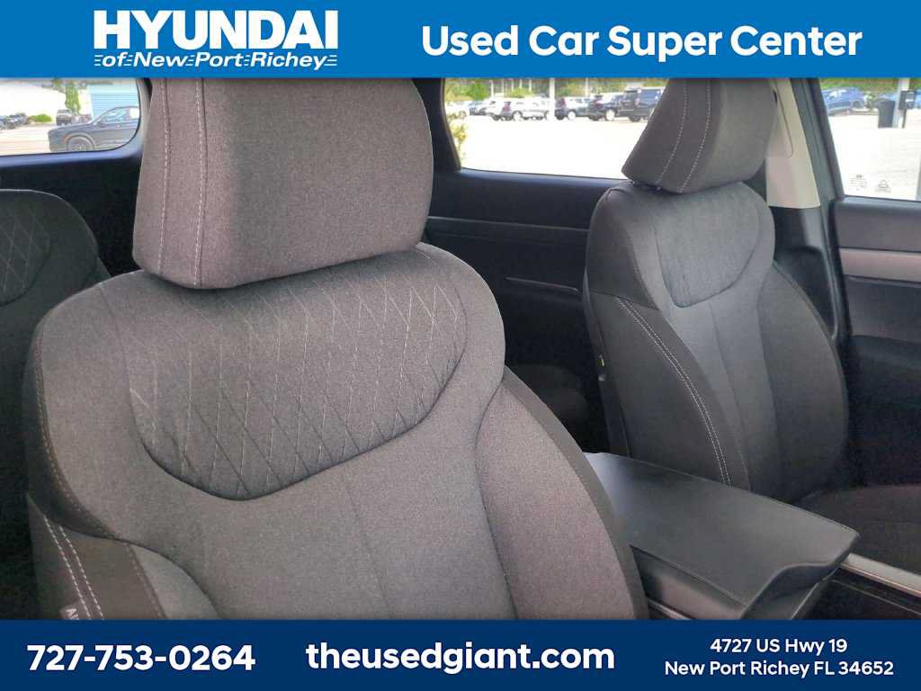 Used 2021 Hyundai Palisade SEL FWD image 6