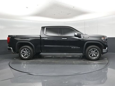 Used 2024 GMC Sierra 1500 SLT AWD/4WD image 2
