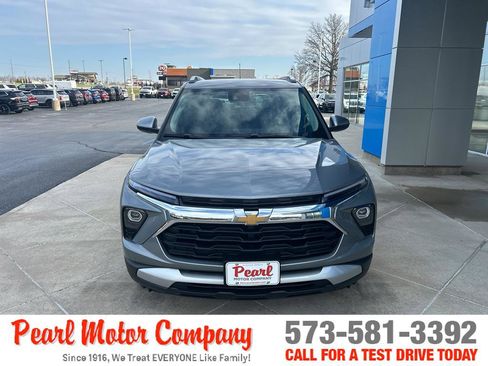 New 2026 Chevrolet TrailBlazer LT image 2