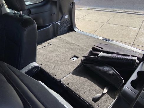 Used 2019 Toyota Highlander XLE image 54