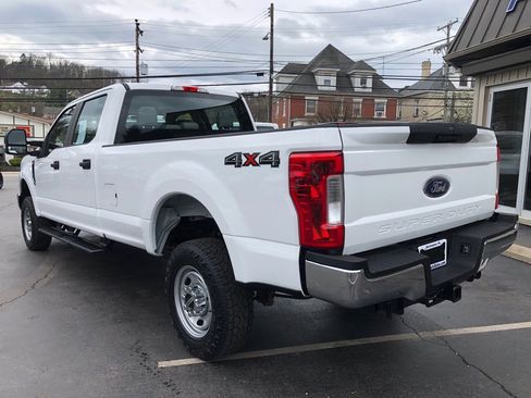 Used 2019 Ford F250 XL w/ Power Equipment Group image 3