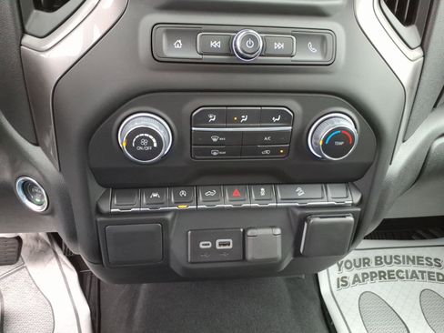 Used 2025 Chevrolet Silverado 1500 Custom Trail Boss AWD/4WD image 14