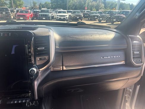 Used 2021 RAM 2500 Limited AWD/4WD image 16