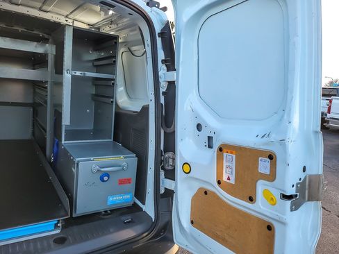 Used 2020 Ford Transit Connect XL image 19