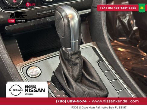 Used 2017 Volkswagen Passat 1.8T SEL Premium image 24