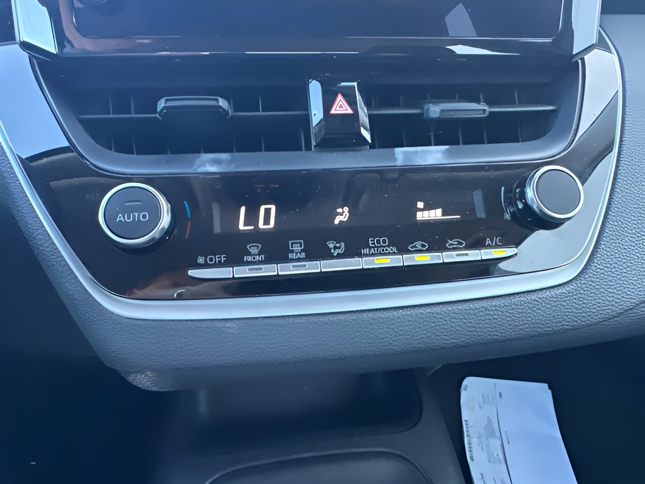 Used 2024 Toyota Corolla LE FWD image 21