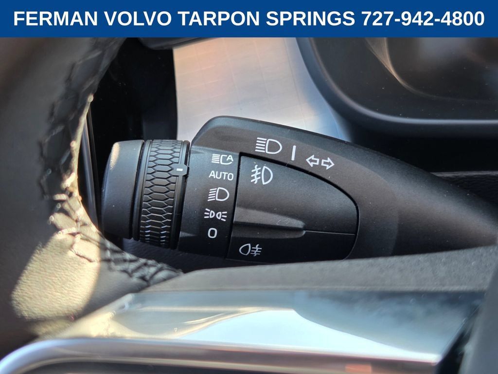 New 2026 Volvo XC40 B5 Ultra w/ Protection Package Premier AWD/4WD image 33