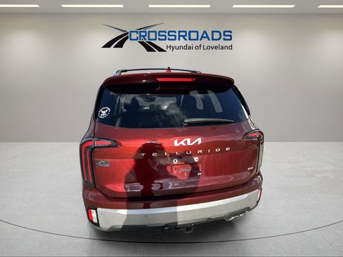 Used 2024 Kia Telluride SX w/ Towing Package image 10