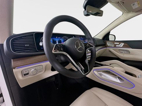 Certified 2026 Mercedes-Benz GLE 450 GLE 450 image 9