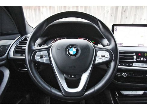Used 2023 BMW X3 sDrive30i w/ Premium Package image 16