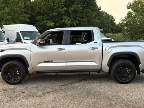 Used 2026 Toyota Tundra SR5 w/ SR5 Premium Package AWD/4WD image 3