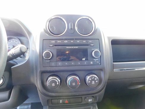 Used 2015 Jeep Patriot Sport w/ Power Value Group image 11