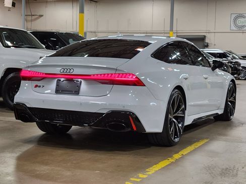 Used 2023 Audi RS 7 Sportback w/ Black Optic Package AWD/4WD image 8