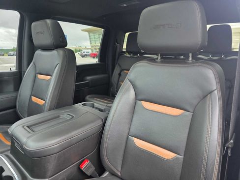 Used 2020 GMC Sierra 2500 AT4 w/ AT4 Premium Package AWD/4WD image 21