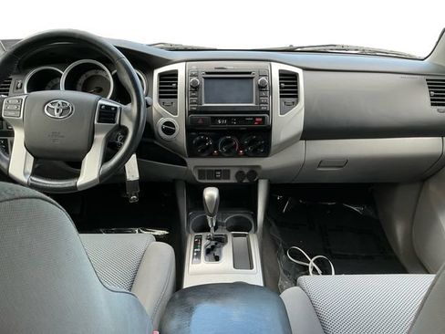 Used 2013 Toyota Tacoma 4x4 Double Cab w/ TRD Sport Pkg image 12