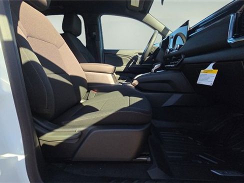 New 2026 GMC Canyon Elevation image 13