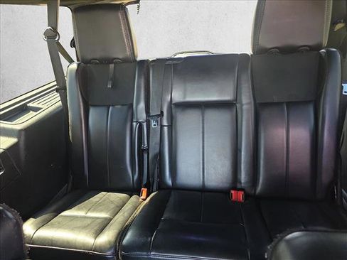 Used 2017 Ford Expedition EL Platinum image 7