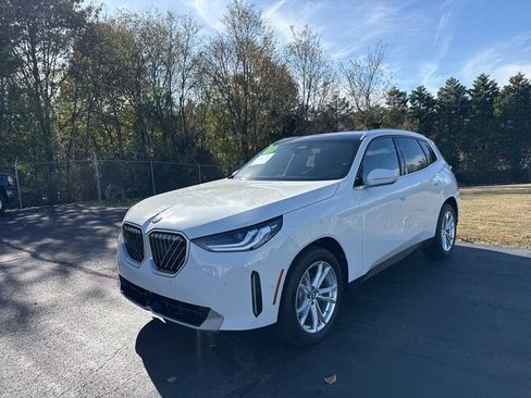 Used 2025 BMW X3 xDrive30i w/ Convenience Package image 1