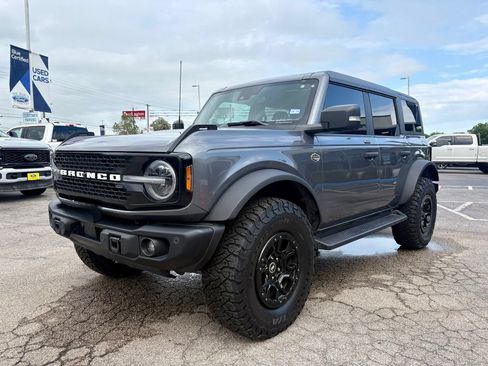 Used 2023 Ford Bronco Wildtrak AWD/4WD image 9