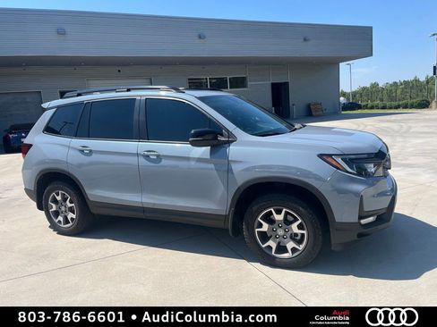 Used 2022 Honda Passport TrailSport image 1