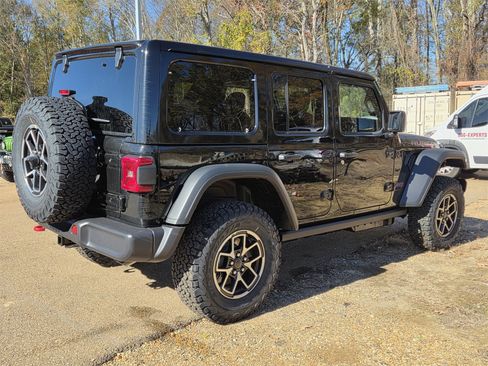 New 2026 Jeep Wrangler Rubicon image 3