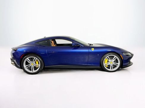 Used 2023 Ferrari Roma RWD image 10