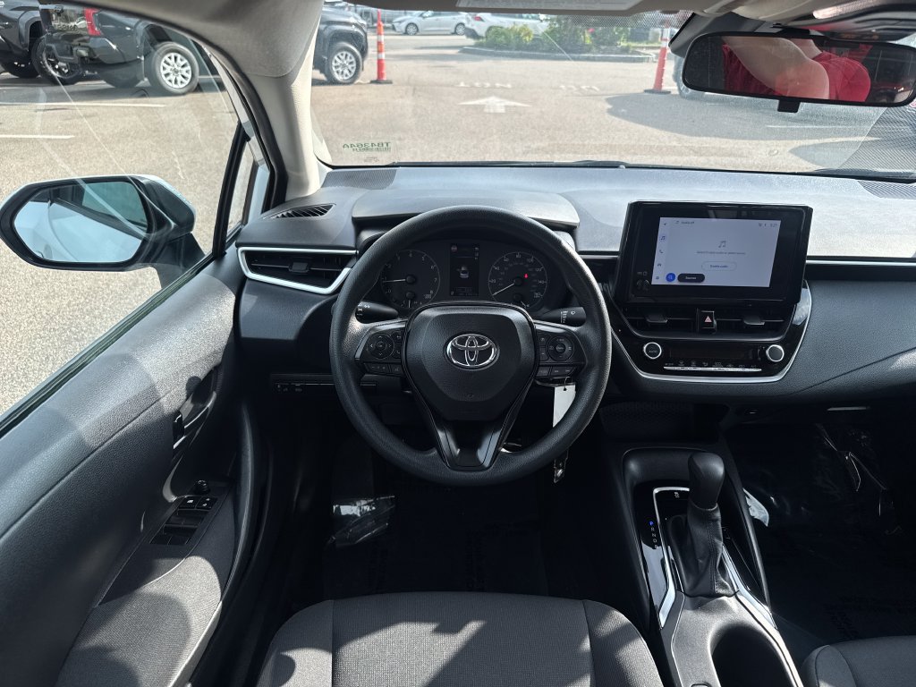 Used 2024 Toyota Corolla LE FWD image 11