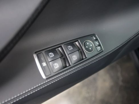 Used 2018 Tesla Model S 100D AWD/4WD image 27