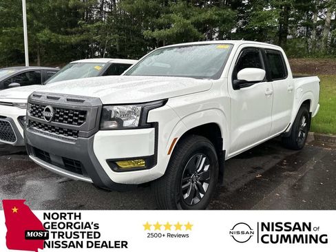 Used 2025 Nissan Frontier SV w/ SV Convenience Package RWD image 1