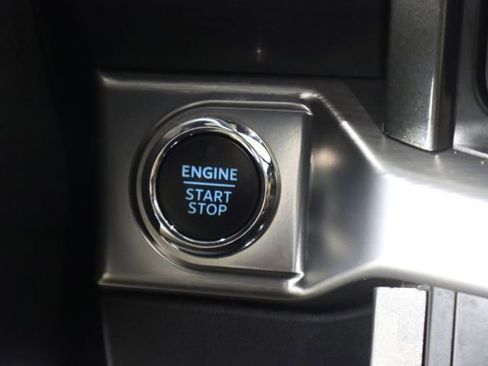 Certified 2023 Ford F150 Lariat w/ Equipment Group 502A High image 47