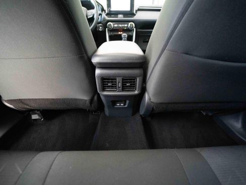 Used 2024 Toyota RAV4 XLE w/ Convenience Package FWD image 22
